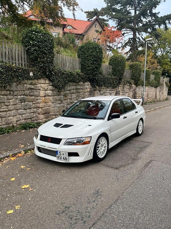 Weiß Gebraucht 2002 Mitsubishi Lancer Limousine | 39.500 € (Fairer Preis) - Bild 1/4