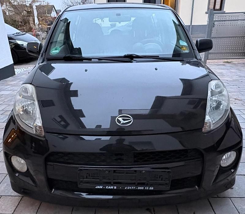Schwarz Gebraucht 2006 Daihatsu Sirion Kleinwagen | 1.950 € (Fairer Preis) - Bild 1/4