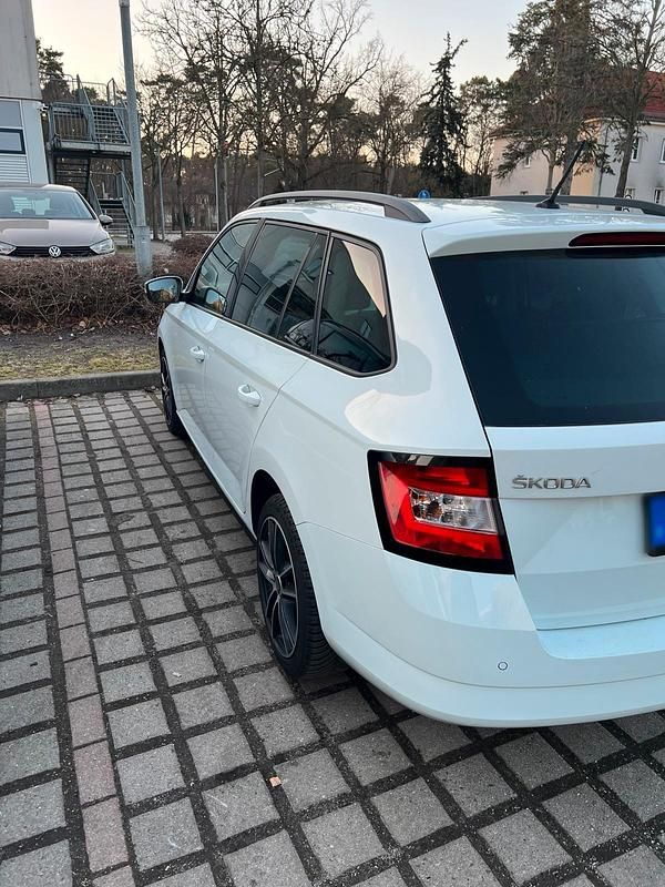 Gebraucht Skoda Fabia 90 PS (66 kW) 2017 Kombi
