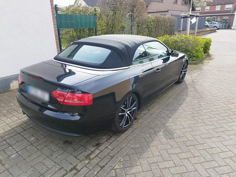 Gebraucht Audi A5 Cabriolet 170 PS (125 kW) 2009 Schwarz Cabrio