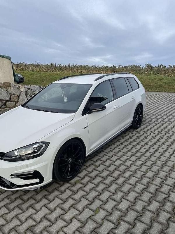 Weiß Gebraucht 2020 VW Golf VII R Kombi | 27.500 € (Fairer Preis) - Bild 1/4