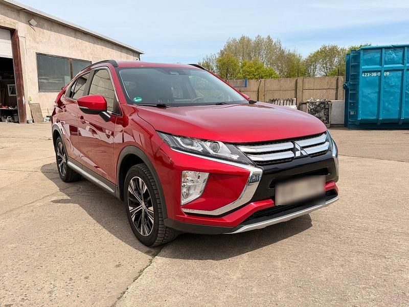 Second-hand Mitsubishi Eclipse Cross 163 CP (119 kW) 2019 Roșu SUV