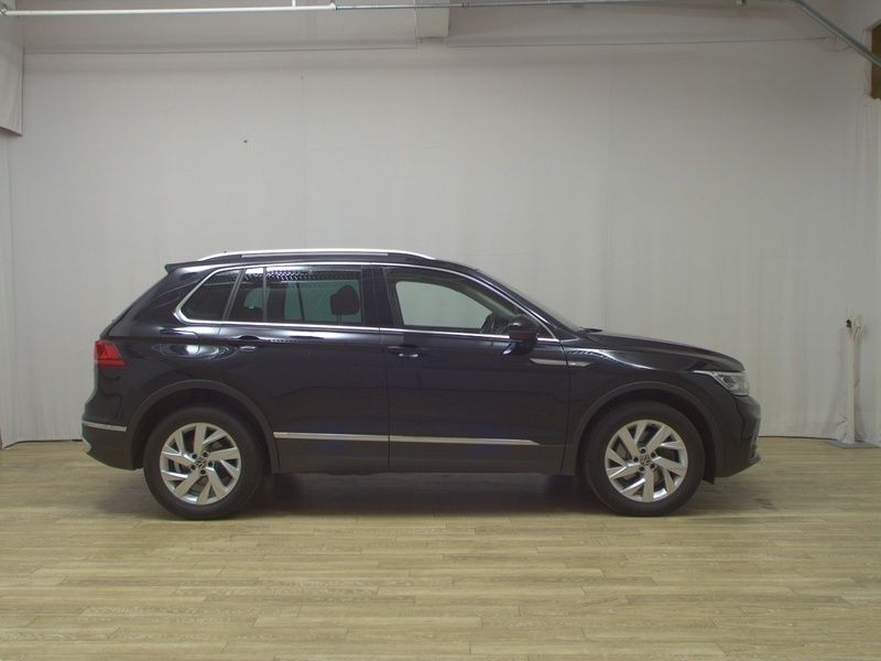Schwarz Gebraucht 2021 VW Tiguan Elegance SUV | 25.480 € (Fairer Preis) - Bild 1/4