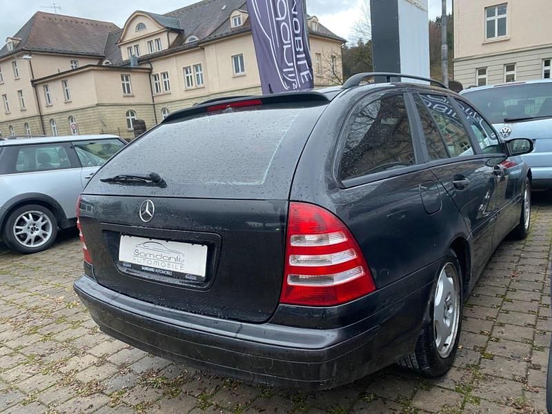 Gebraucht Mercedes C200 122 PS (89 kW) 2005 Schwarz Kombi
