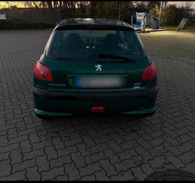 Gebraucht Peugeot 206 75 PS (55 kW) 2003 Grün Kleinwagen