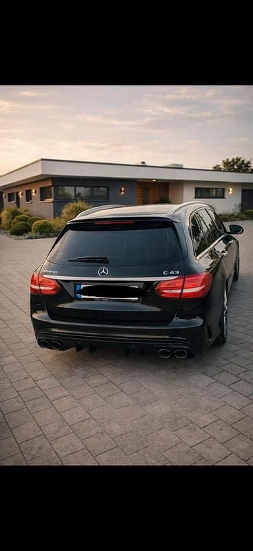 Gebraucht Mercedes C43 AMG 367 PS (269 kW) 2017 Schwarz Kombi