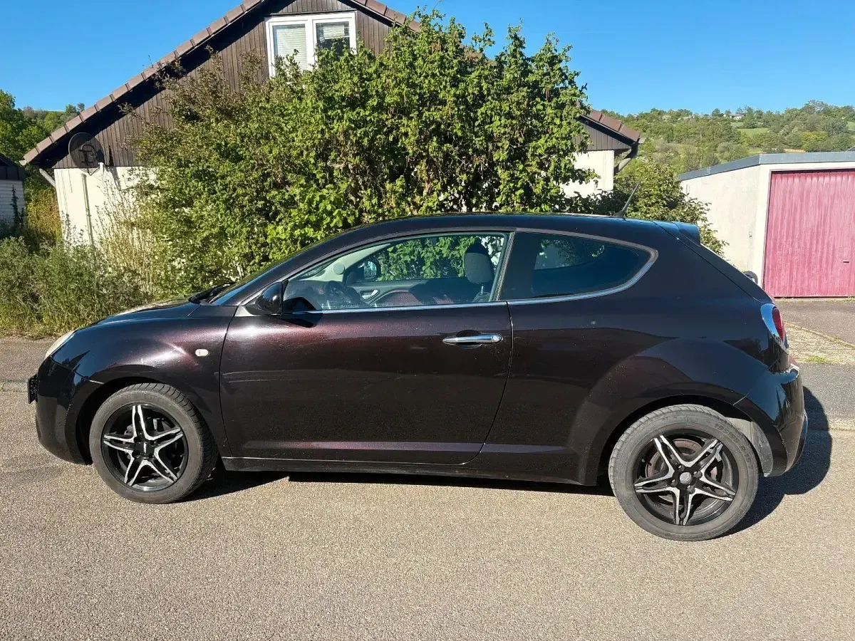 Gebraucht Alfa Romeo MiTo Turismo 95 PS (69 kW) 2008 Schwarz Kleinwagen