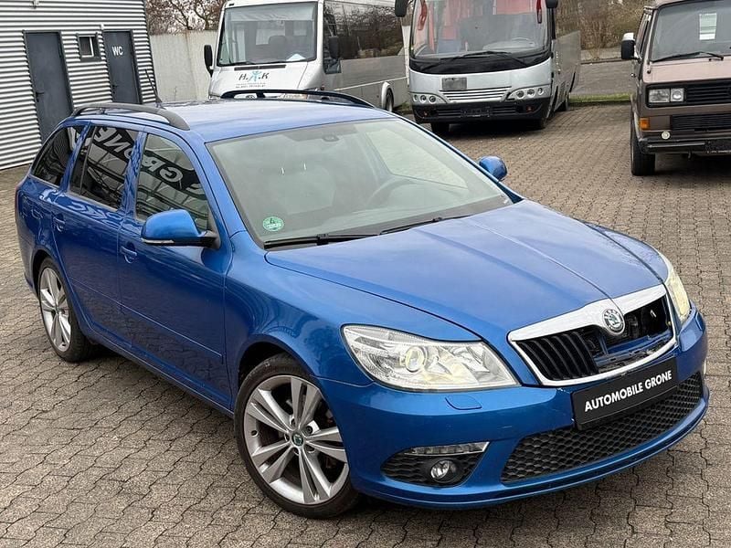Second-hand Skoda Octavia vRS 170 CP (125 kW) 2012 Albastru Break