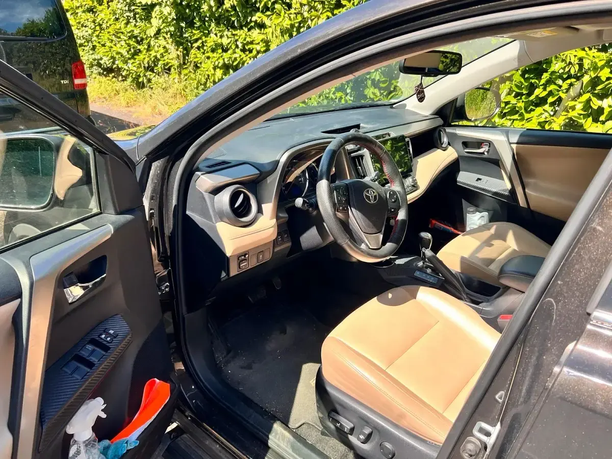 Gebraucht Toyota RAV4 150 PS (110 kW) 2014 Braun SUV