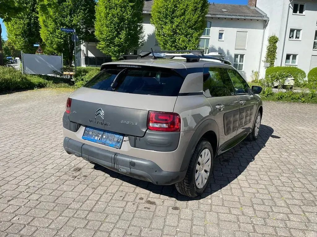 Gebraucht Citroën C4 Cactus Shine 92 PS (67 kW) 2014 Braun Kleinwagen