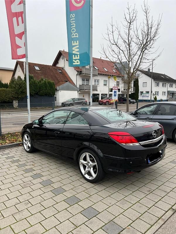 Schwarz Gebraucht 2006 Opel Astra Cabriolet Cabrio | 2.200 € (Superpreis) - Bild 1/4