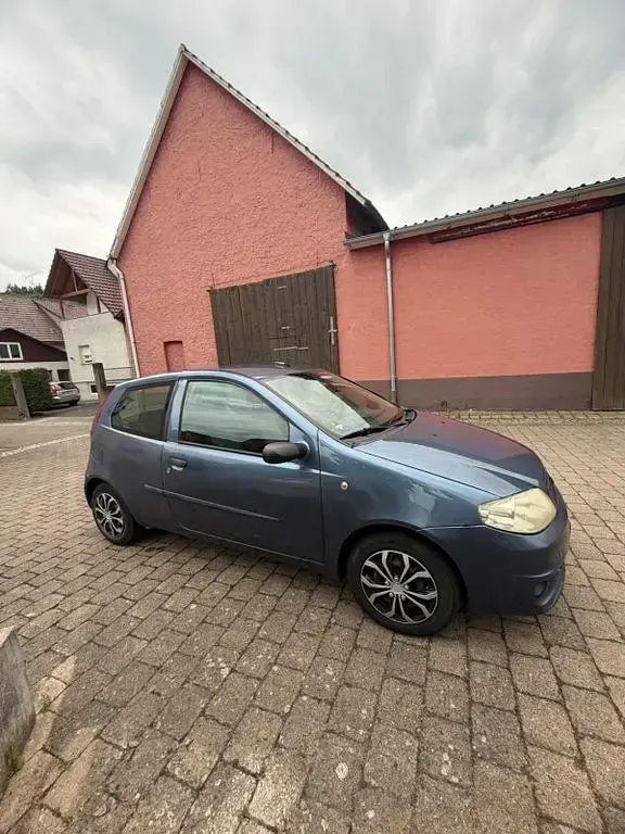 Gebraucht Fiat Punto 60 PS (44 kW) 2003 Blau Kleinwagen