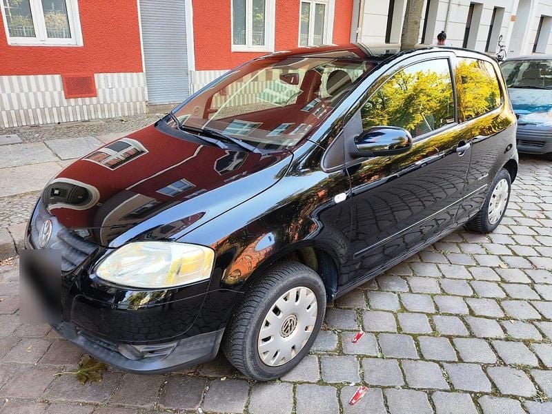 Gebraucht VW Fox Refresh 55 PS (40 kW) 2009 Schwarz Kleinwagen
