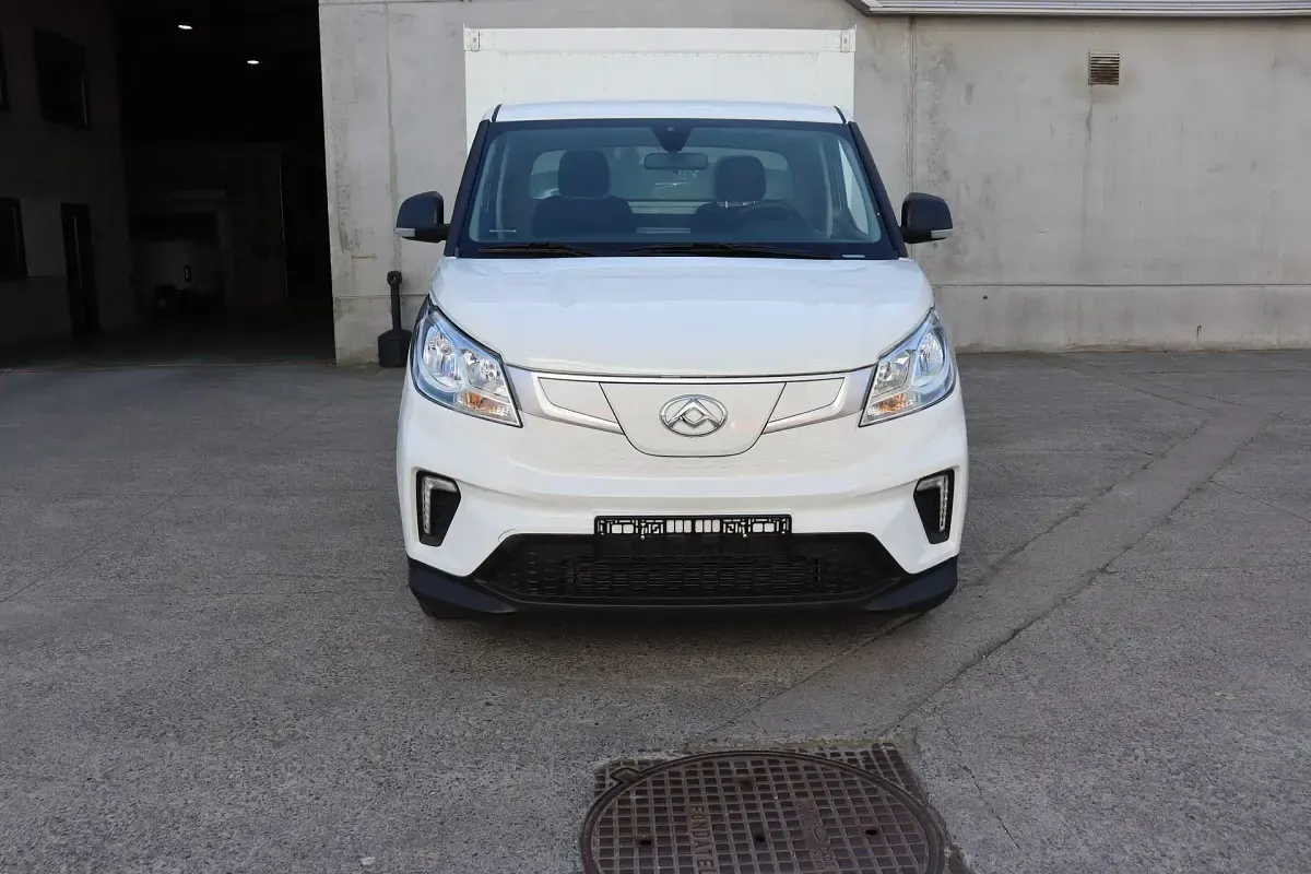 Ny Maxus eDeliver 3 89 kW (122 HK) 2025 Hvid Van