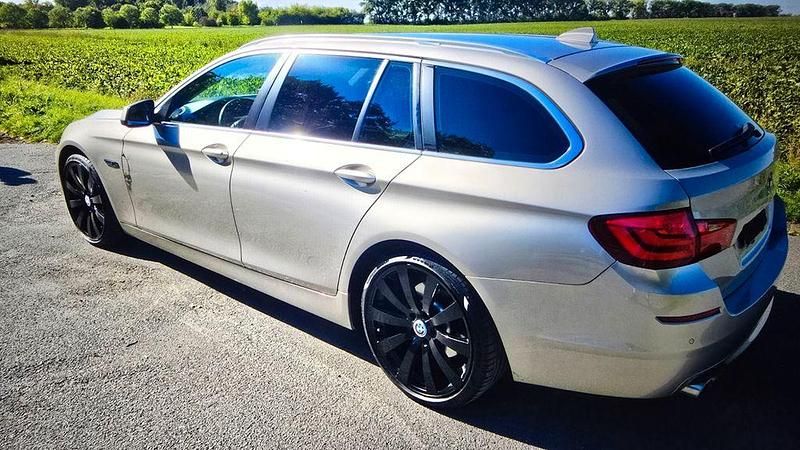 Gebraucht BMW 523 204 PS (150 kW) 2010 Silber Kombi
