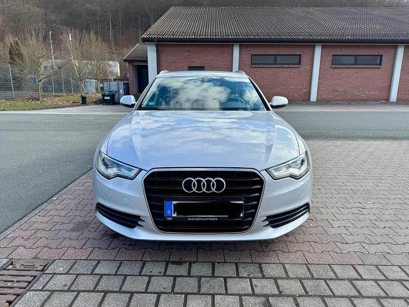 Gebraucht Audi A6 177 PS (130 kW) 2012 Silber Kombi