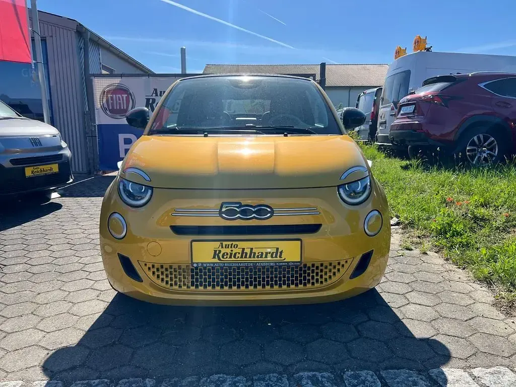 Neu Fiat 500C La Prima 65 PS (47 kW) 2026 Blau Cabrio