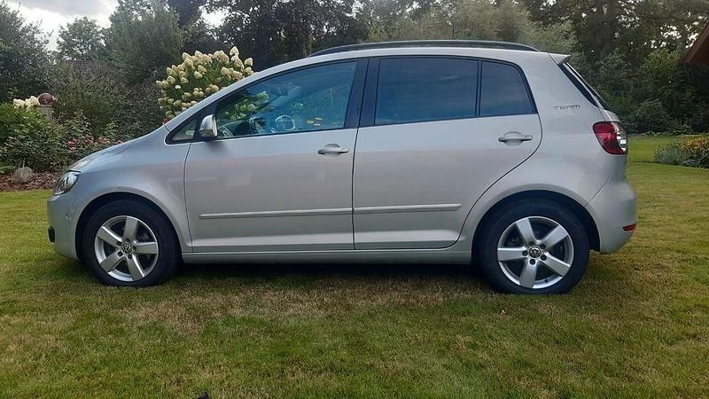 Silber Gebraucht 2010 VW Golf Plus Team Van / Kleinbus | 7.580 € (Fairer Preis) - Bild 1/4