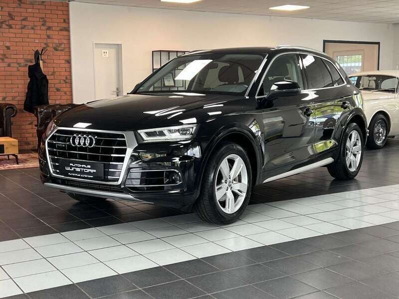 Schwarz Gebraucht 2019 Audi Q5 Design SUV | 25.490 € (Guter Preis) - Bild 1/4