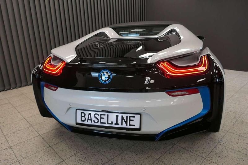 Gebraucht BMW i8 Performance 375 PS (275 kW) 2021 Weiß Cabrio