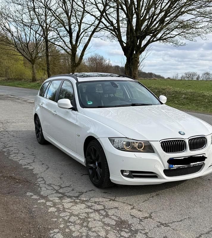 Second-hand BMW 320 184 CP (135 kW) 2012 Alb Break