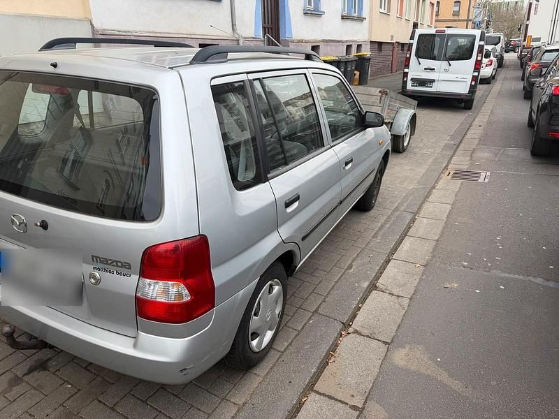 Gebraucht Mazda Demio 65 PS (47 kW) 2000 Silber Kleinwagen