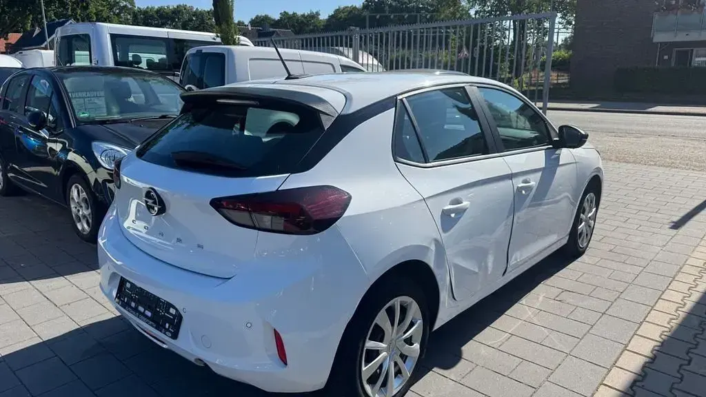 Gebraucht Opel Corsa 75 PS (55 kW) 2024 Weiß Kleinwagen