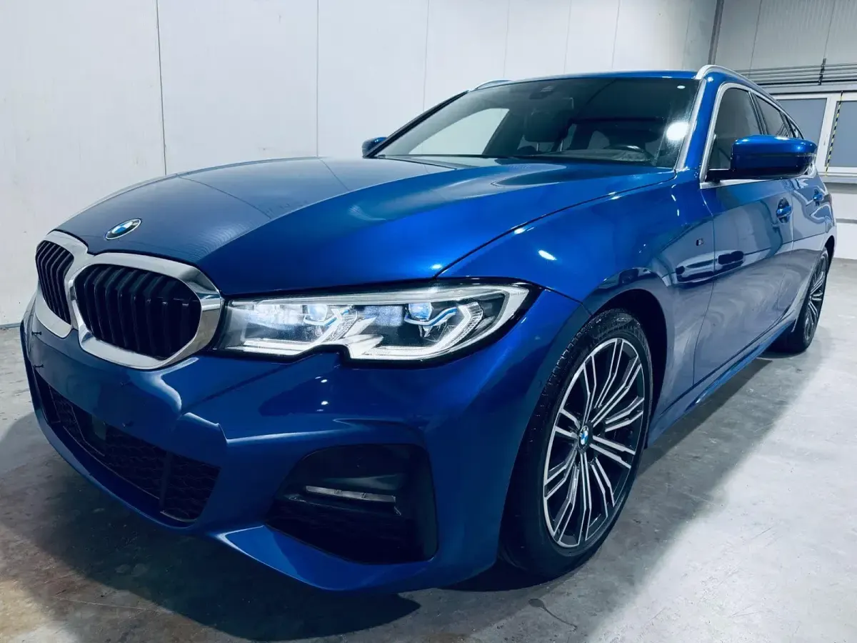 Gebraucht BMW 320 M Sport 190 PS (139 kW) 2019 Blau Kombi