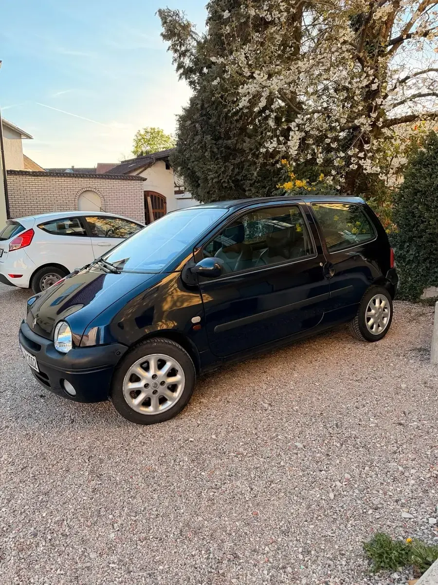 Gebraucht Renault Twingo 75 PS (55 kW) 2002 Blau Kleinwagen