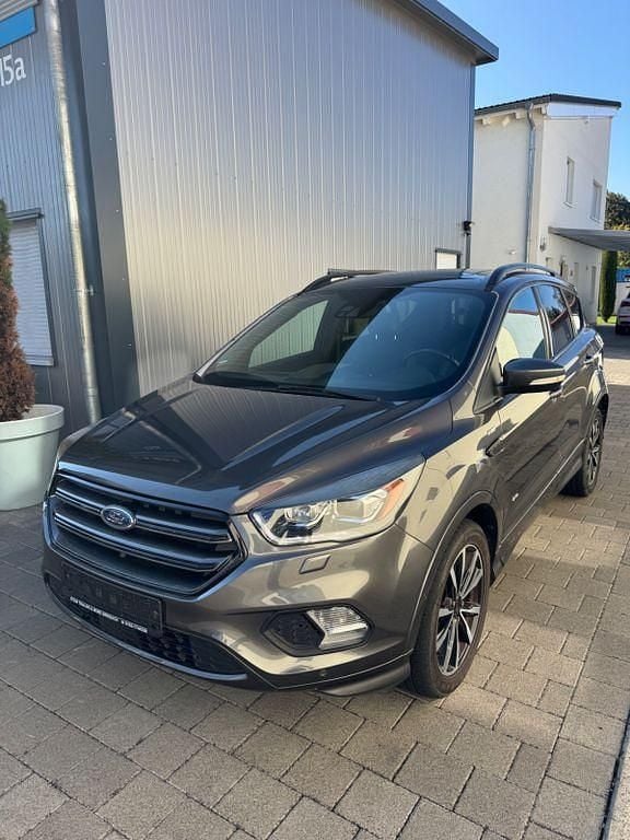 Gebraucht Ford Kuga ST-Line 179 PS (131 kW) 2017 Grau SUV