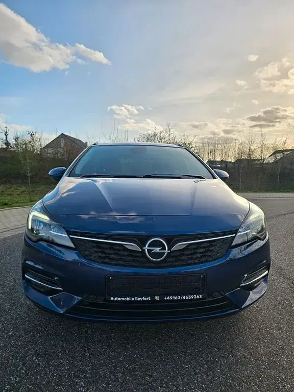 Gebraucht Opel Astra Business 122 PS (89 kW) 2020 Blau Kombi