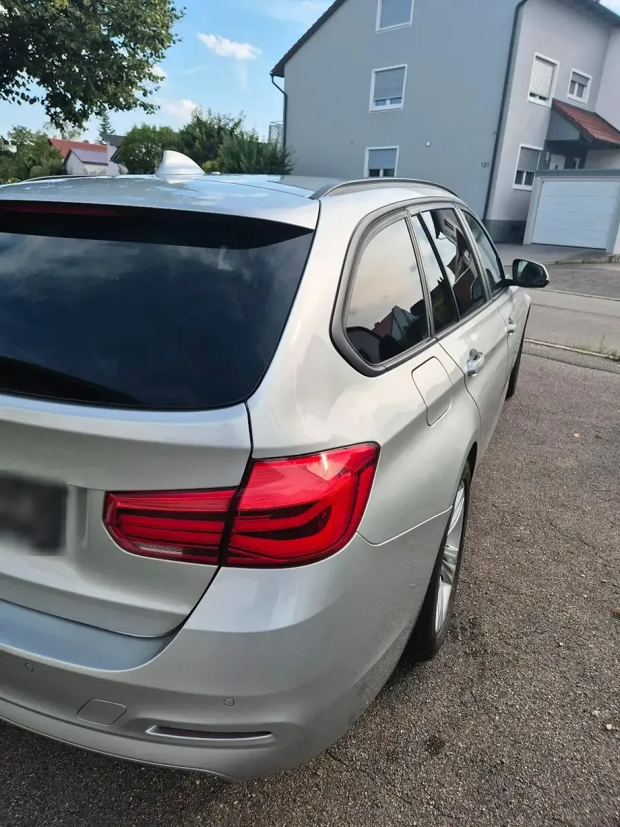 Gebraucht BMW 318 150 PS (110 kW) 2017 Kombi