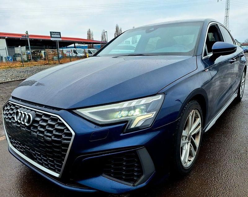 Gebraucht Audi A3 S-Line 110 PS (80 kW) 2021 Blau Limousine