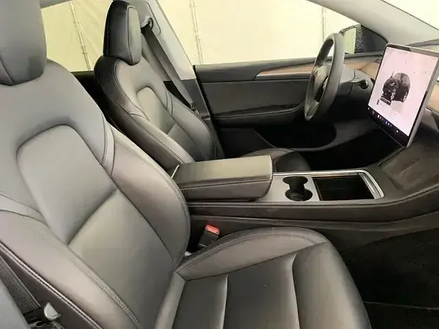 Gebraucht Tesla Model Y Long Range AWD 378 kW (514 PS) 2022 Schwarz SUV