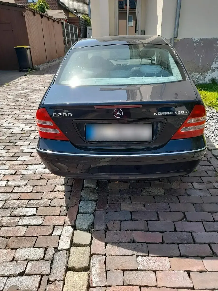 Gebraucht Mercedes C200 2026 Blau Limousine