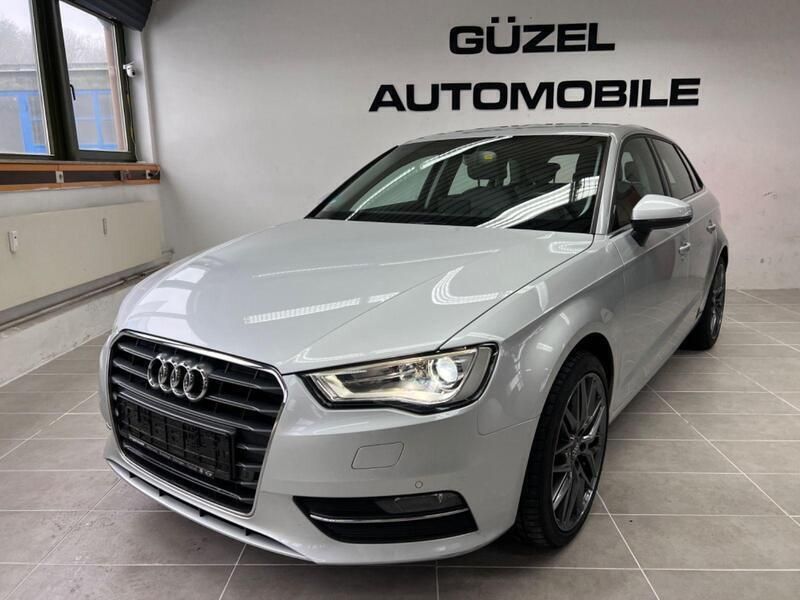 Silber Gebraucht 2013 Audi A3 Sportback Ambiente Kombi | 17.490 € (Fairer Preis) - Bild 1/4