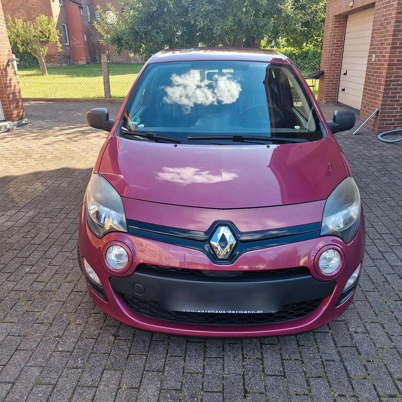 Violet Gebraucht 2013 Renault Twingo Kleinwagen | 4.650 € (Etwas zu teuer) - Bild 1/4