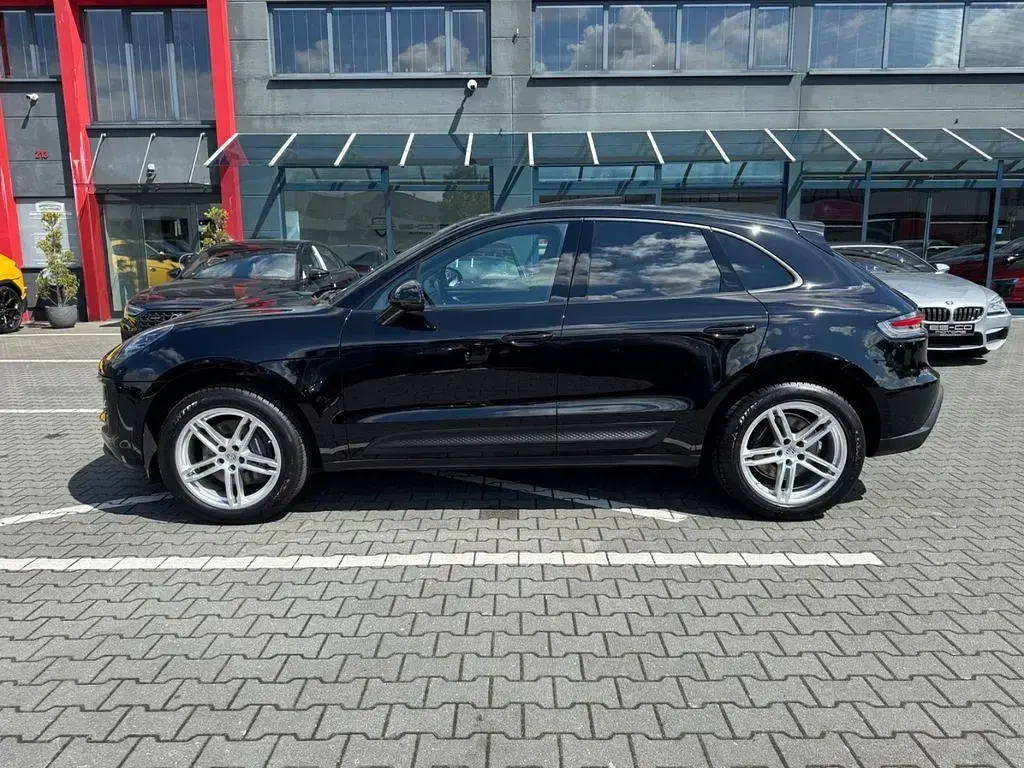 Gebraucht Porsche Macan 265 PS (194 kW) 2023 Schwarz SUV