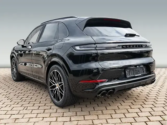 Gebraucht Porsche Cayenne Black Edition 470 PS (345 kW) 2026 Schwarz SUV