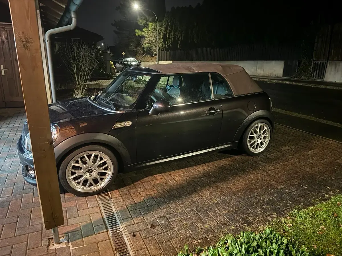 Gebraucht Mini Cooper Cabriolet 122 PS (89 kW) 2014 Braun Cabrio