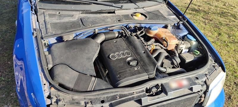 Gebraucht Audi A4 125 PS (91 kW) 1999 Blau Kombi