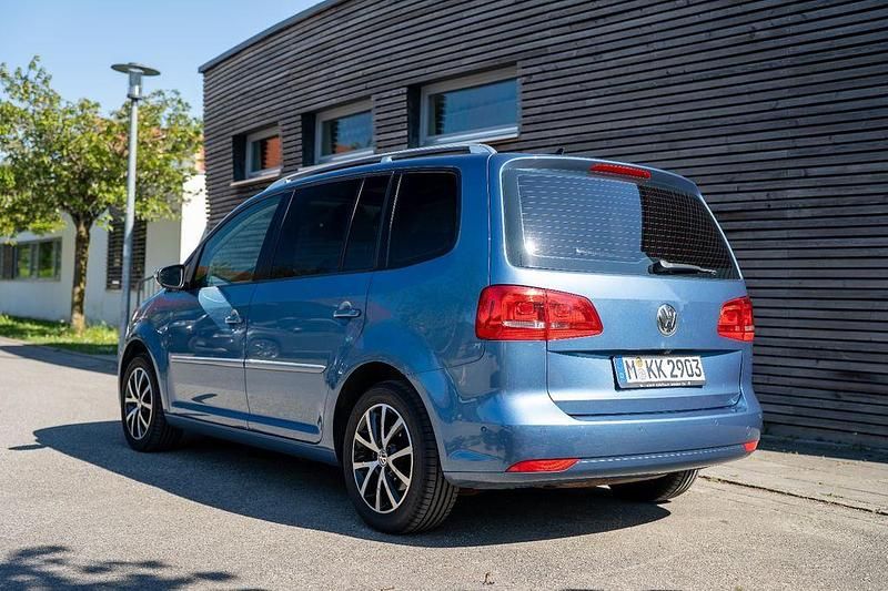 Gebraucht VW Touran Highline 170 PS (125 kW) 2011 Blau Van / Kleinbus