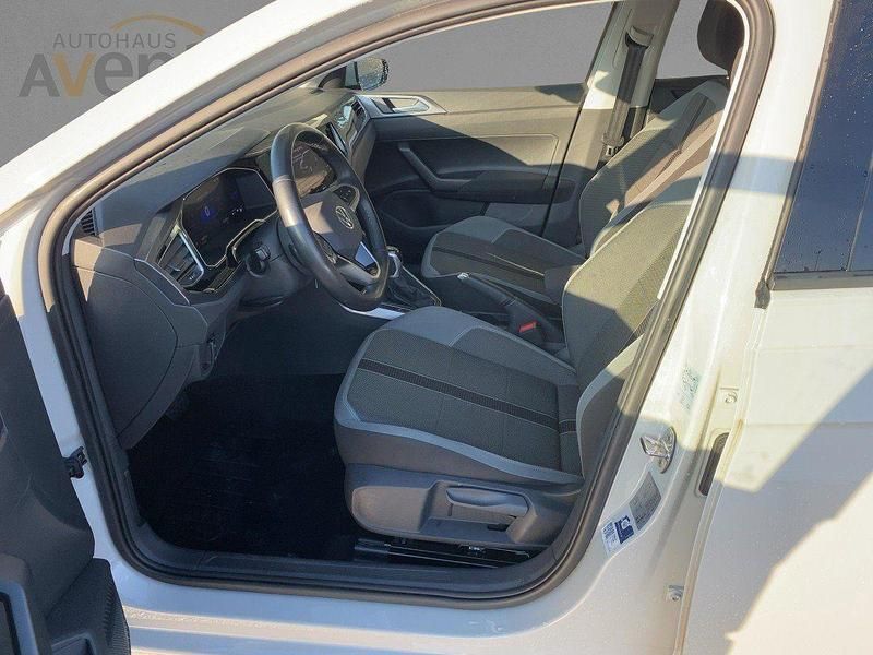 Gebraucht VW Polo Style 95 PS (69 kW) 2023 Grau Kleinwagen
