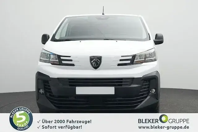Gebraucht Peugeot Expert 144 PS (105 kW) 2025 Weiß Van