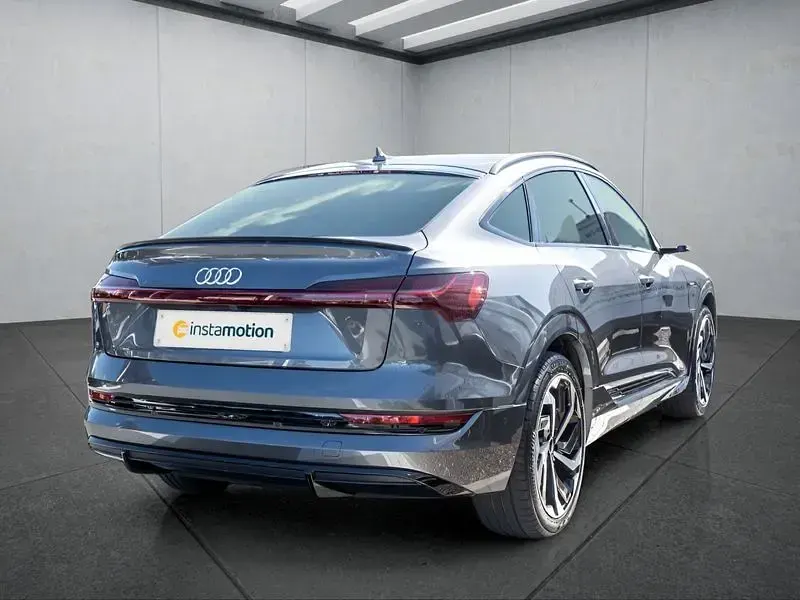 Gebraucht Audi e-tron 300 kW (408 PS) 2021 Grau SUV