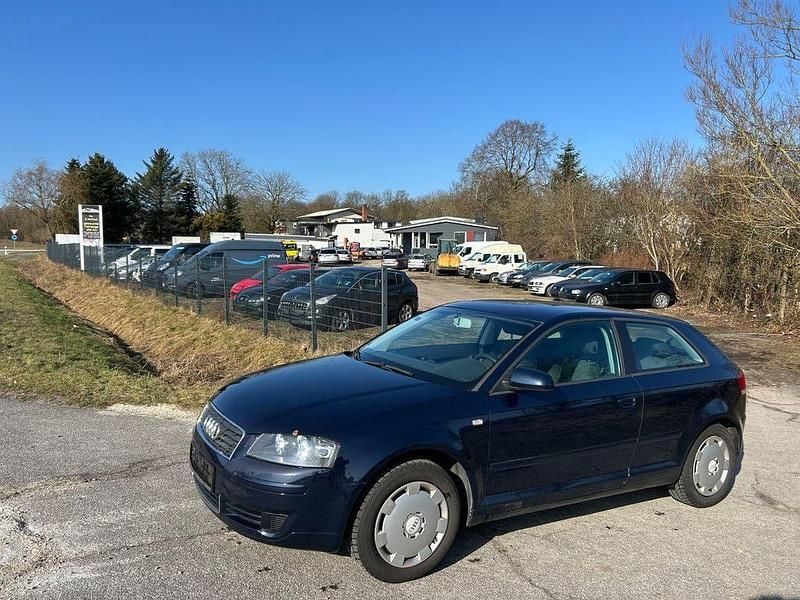 Gebraucht Audi A3 102 PS (75 kW) 2005 Blau Kleinwagen