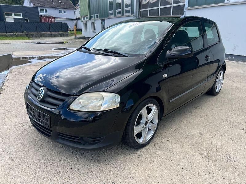 Schwarz Gebraucht 2005 VW Fox Basis Kleinwagen | 2.399 € (Etwas zu teuer) - Bild 1/4