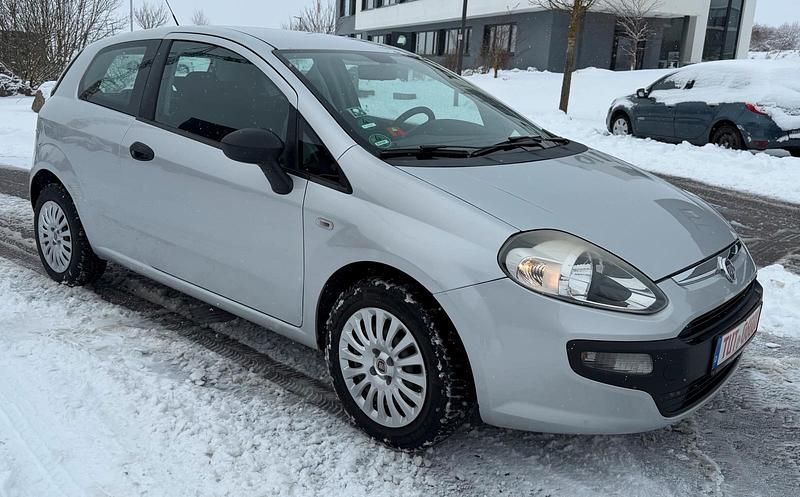 Gebraucht Fiat Punto Evo 78 PS (57 kW) 2010 Silber Kleinwagen
