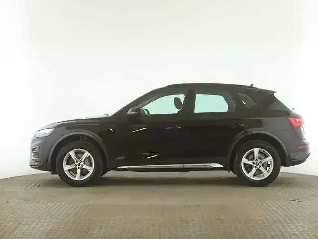 Gebraucht Audi Q5 Advanced 204 PS (150 kW) 2022 Brillantschwarz SUV