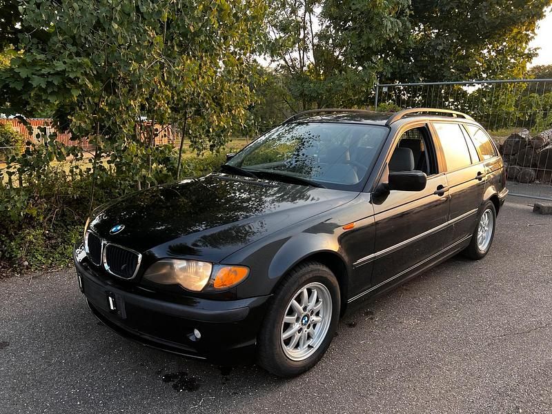 Gebraucht 2004 BMW 318 Kombi | 888 € (Superpreis) - Bild 1/4